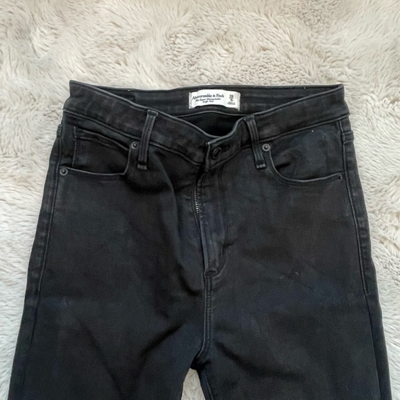 Abercrombie super skinny ankle high rise black jean size 28/6R - Picture 3 of 10